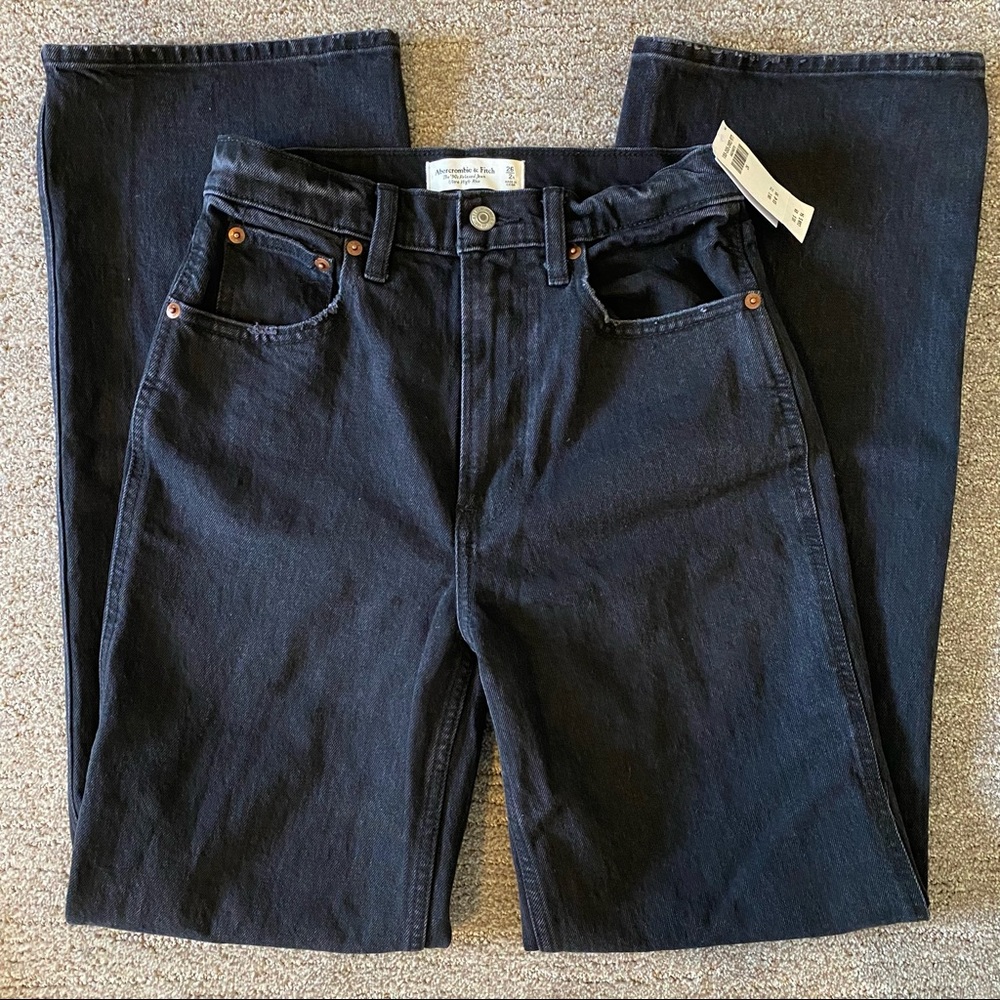 Abercrombie The ‘90s Relaxed Jean